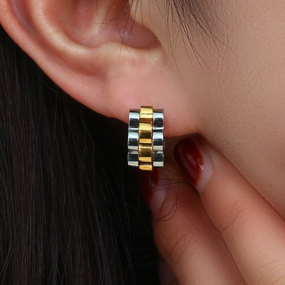 Vintage Two-Tone Chunky Watchband Hoop Earrings PVD 18K White Gold & Silโฆ - Picture 3 of 13